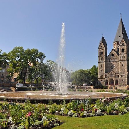 Metz Port Saint Marcel Apartment ภายนอก รูปภาพ
